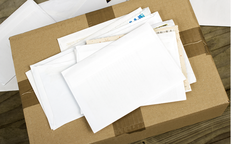 Les enveloppes de publipostage commercial - Chine Enveloppe de papier  imprimé en couleur, enveloppe